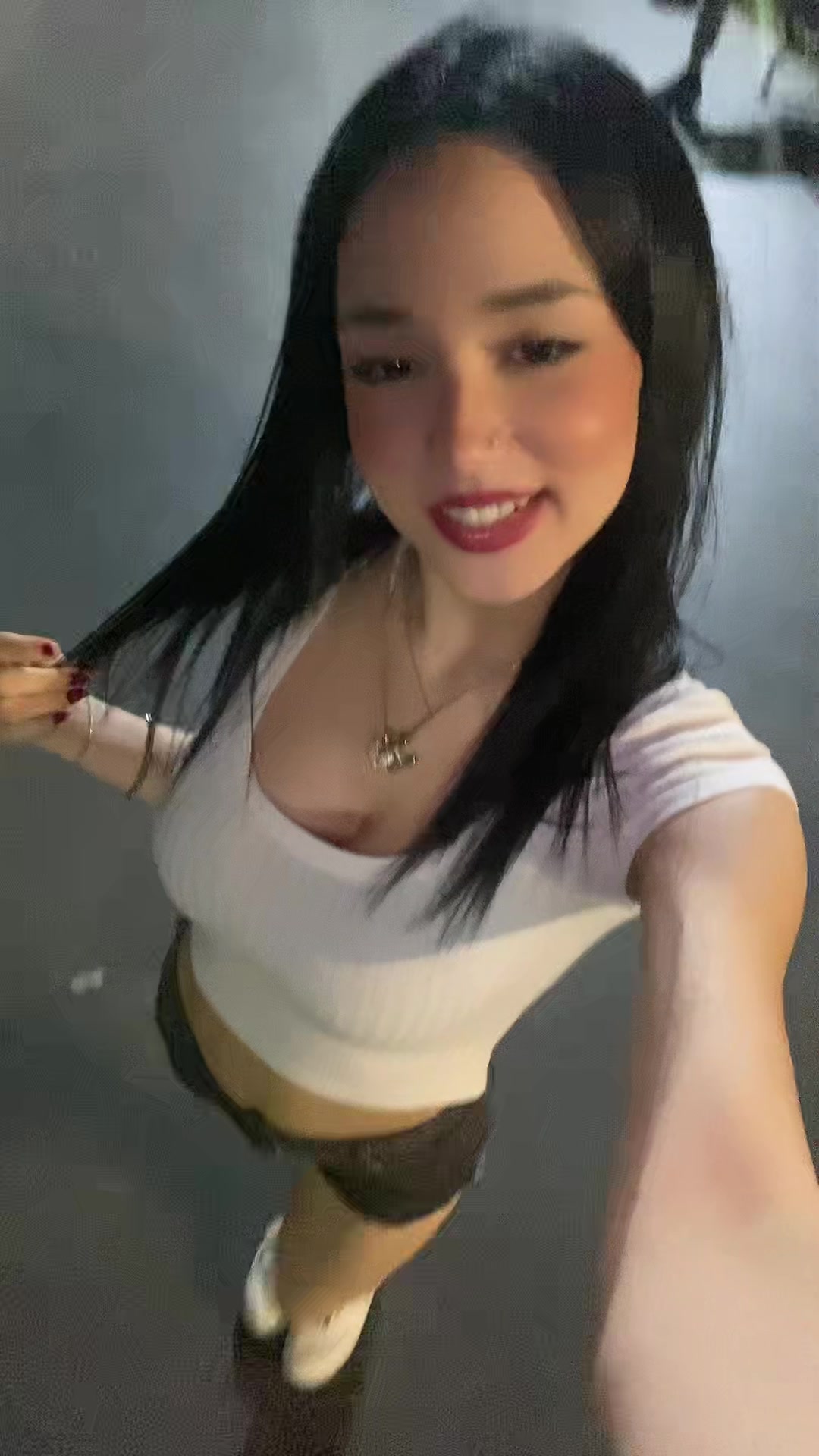 @Hira.akyollll