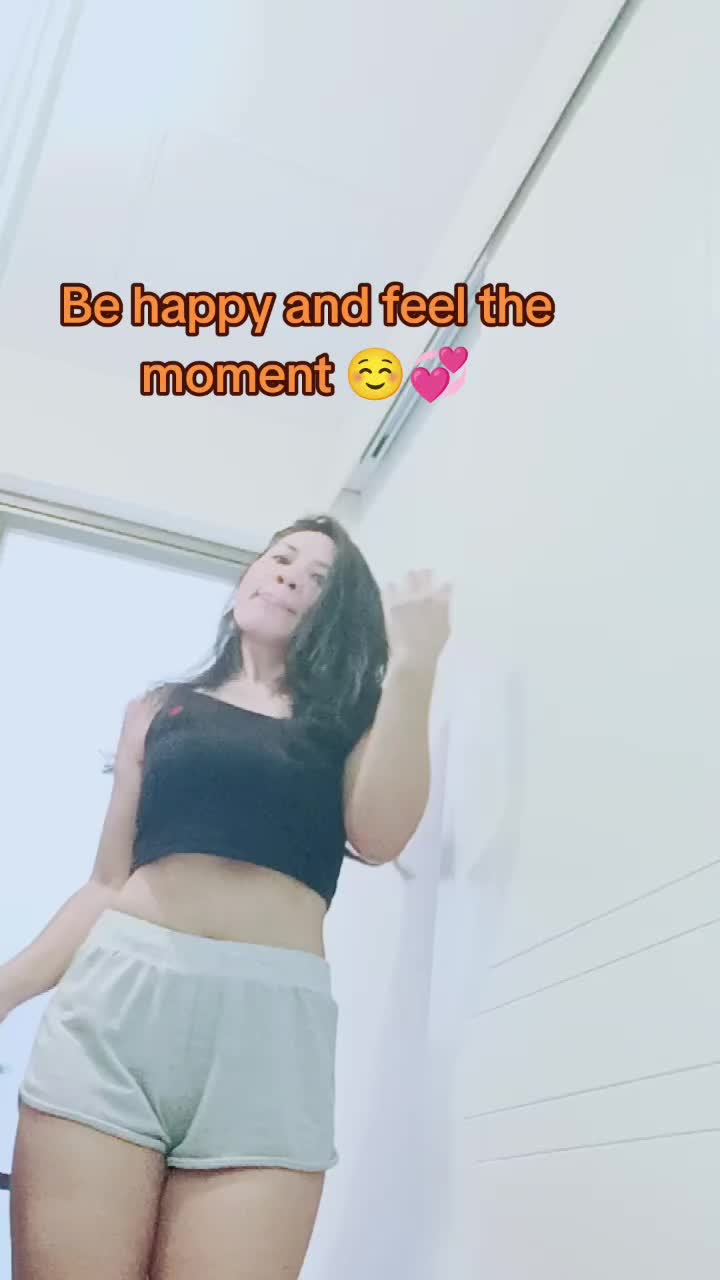 @Brat Lady ๐