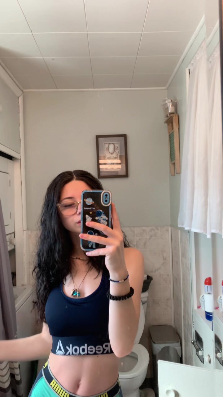 @Ashlynn Curtis