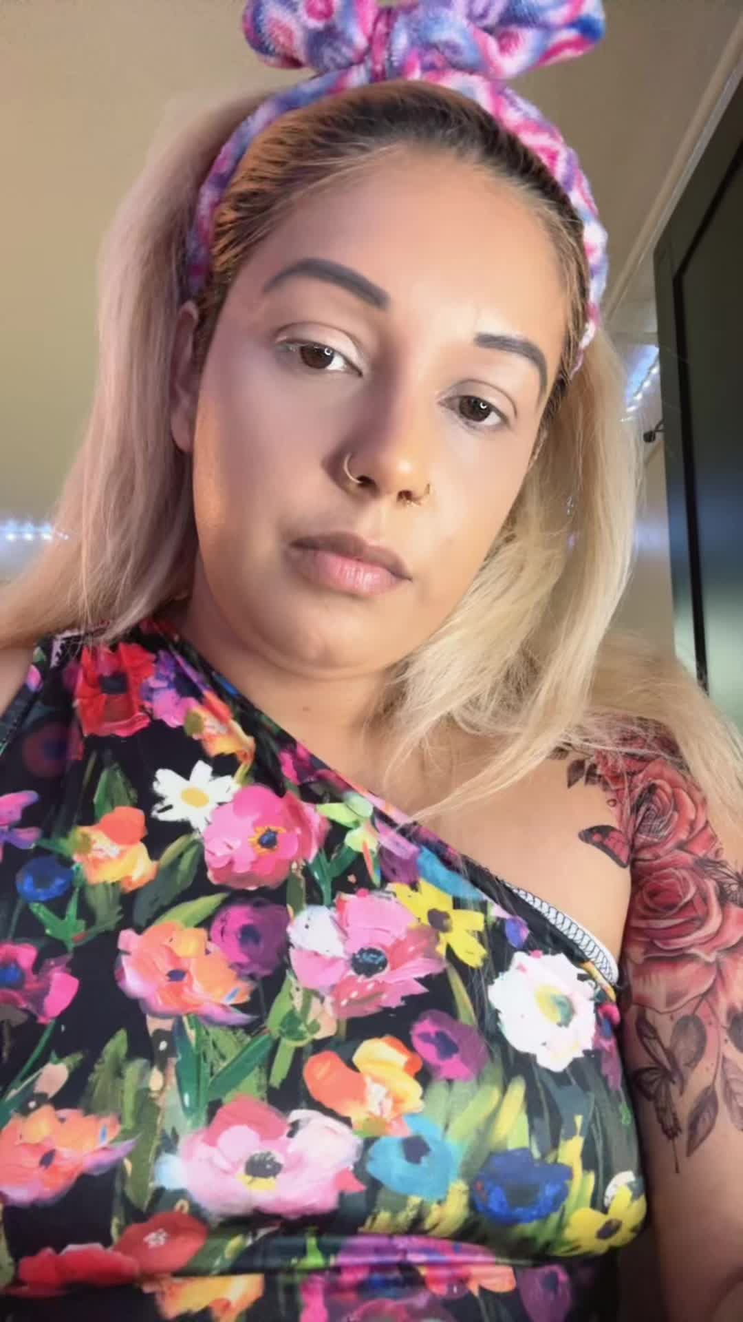 @⭐️lusciouslipz🇸🇷🇮🇩🇬🇾