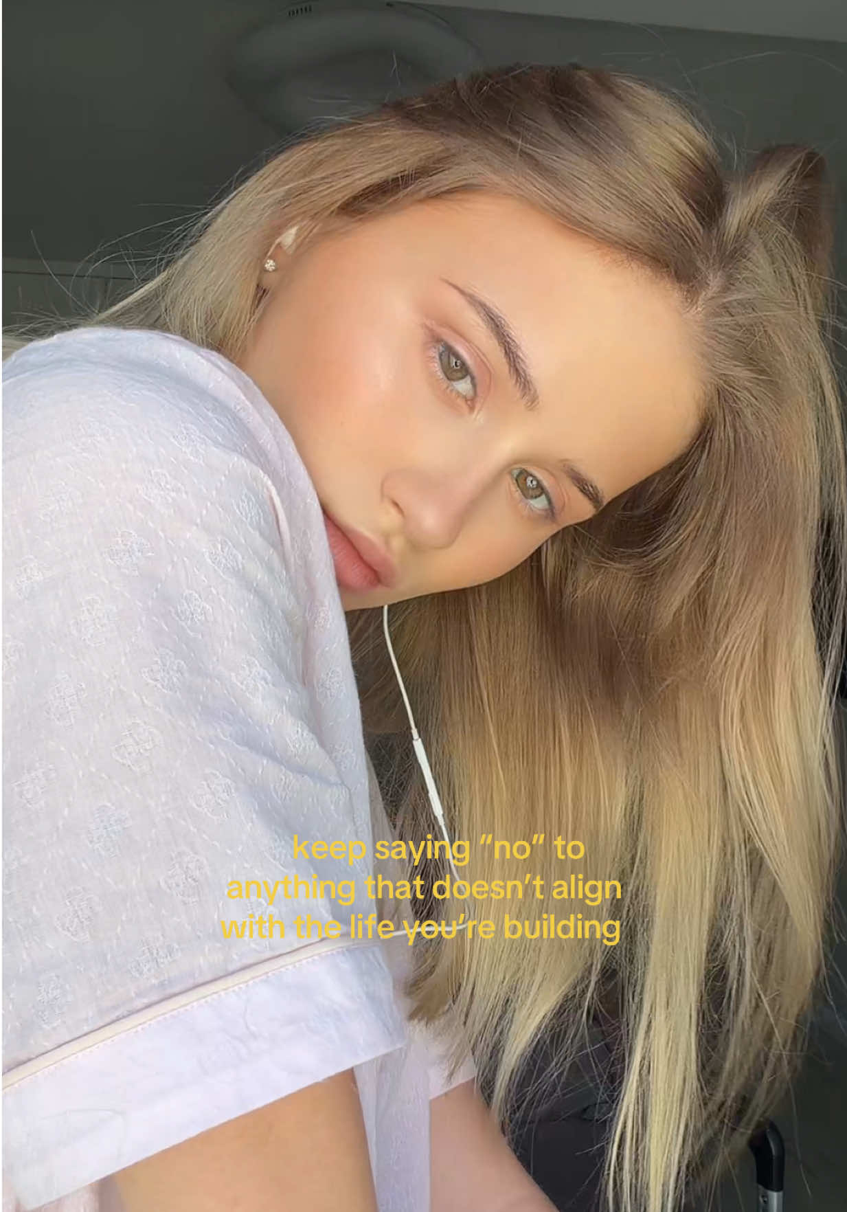 @novánasツ