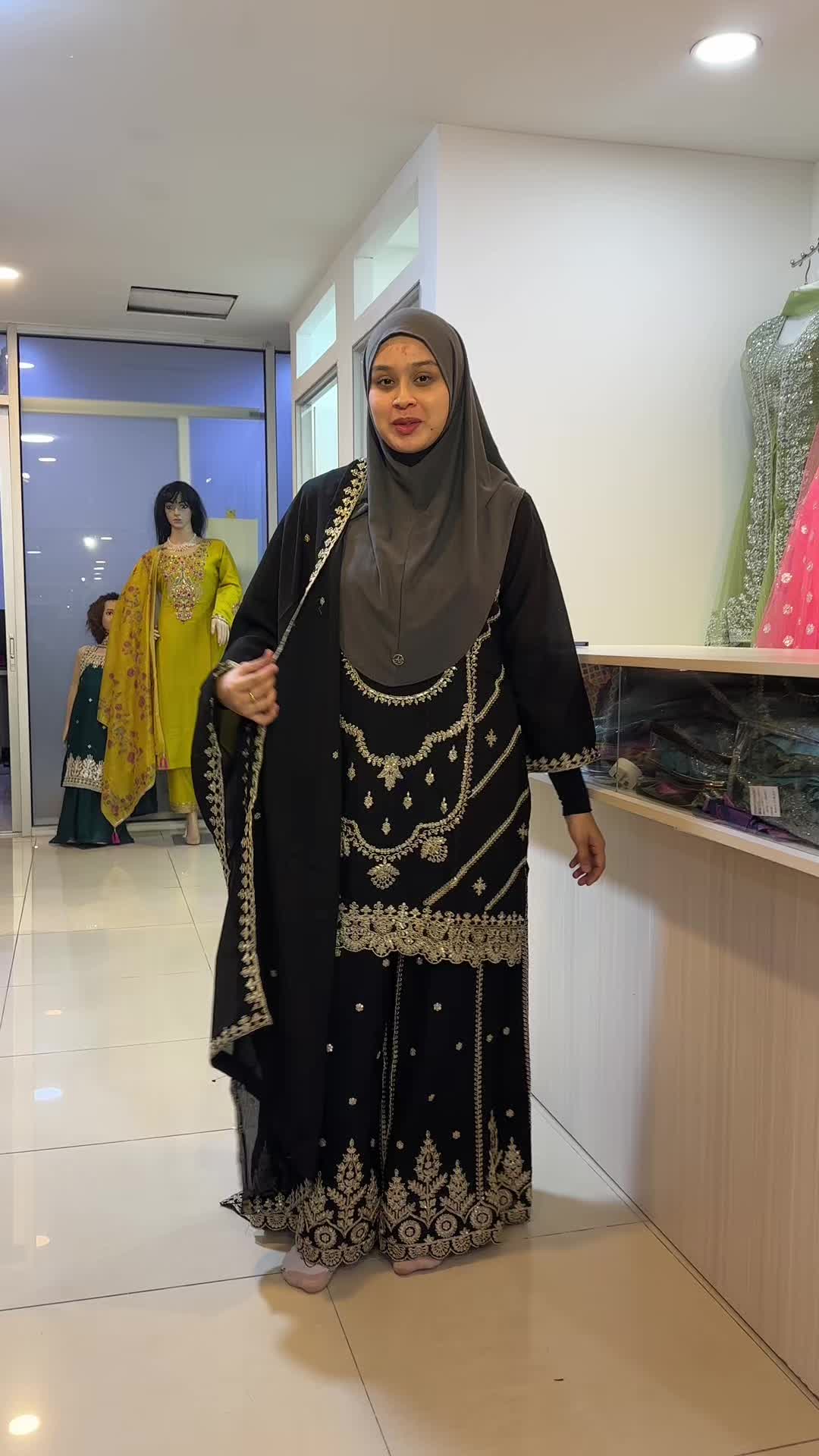 @Eswary Collections