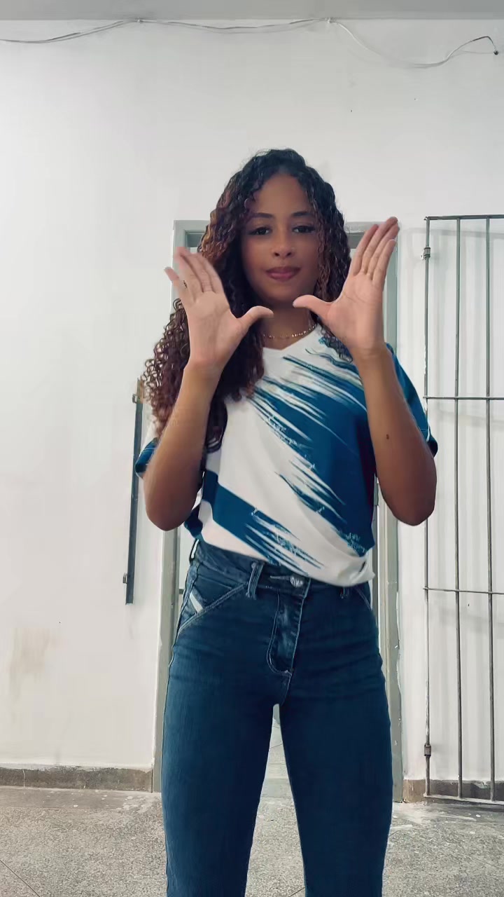 @yasneiff