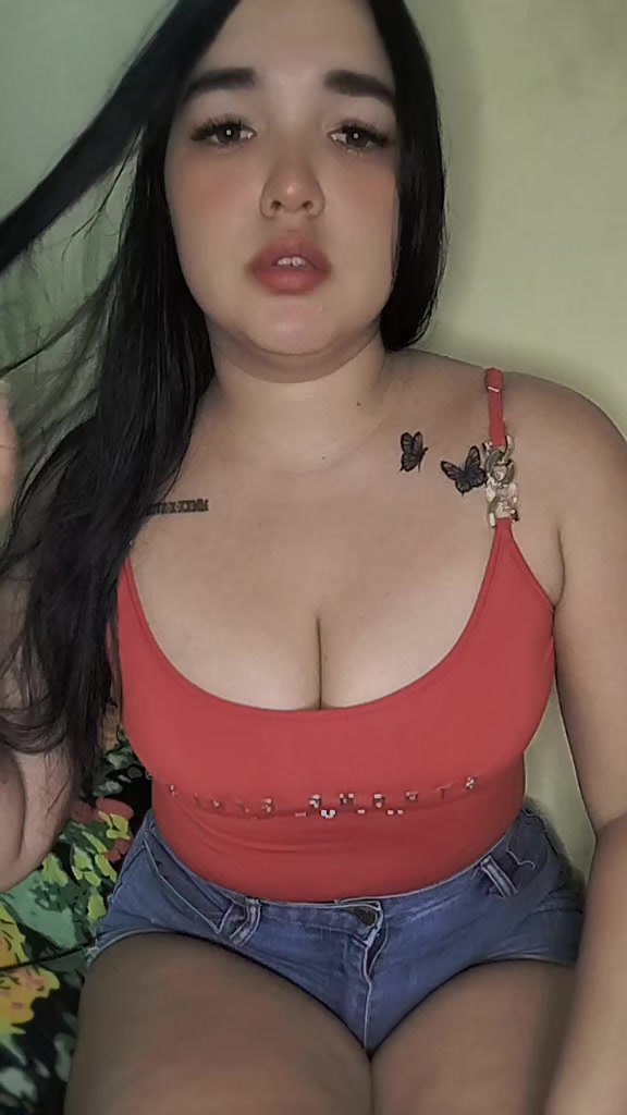 @Michi🦋