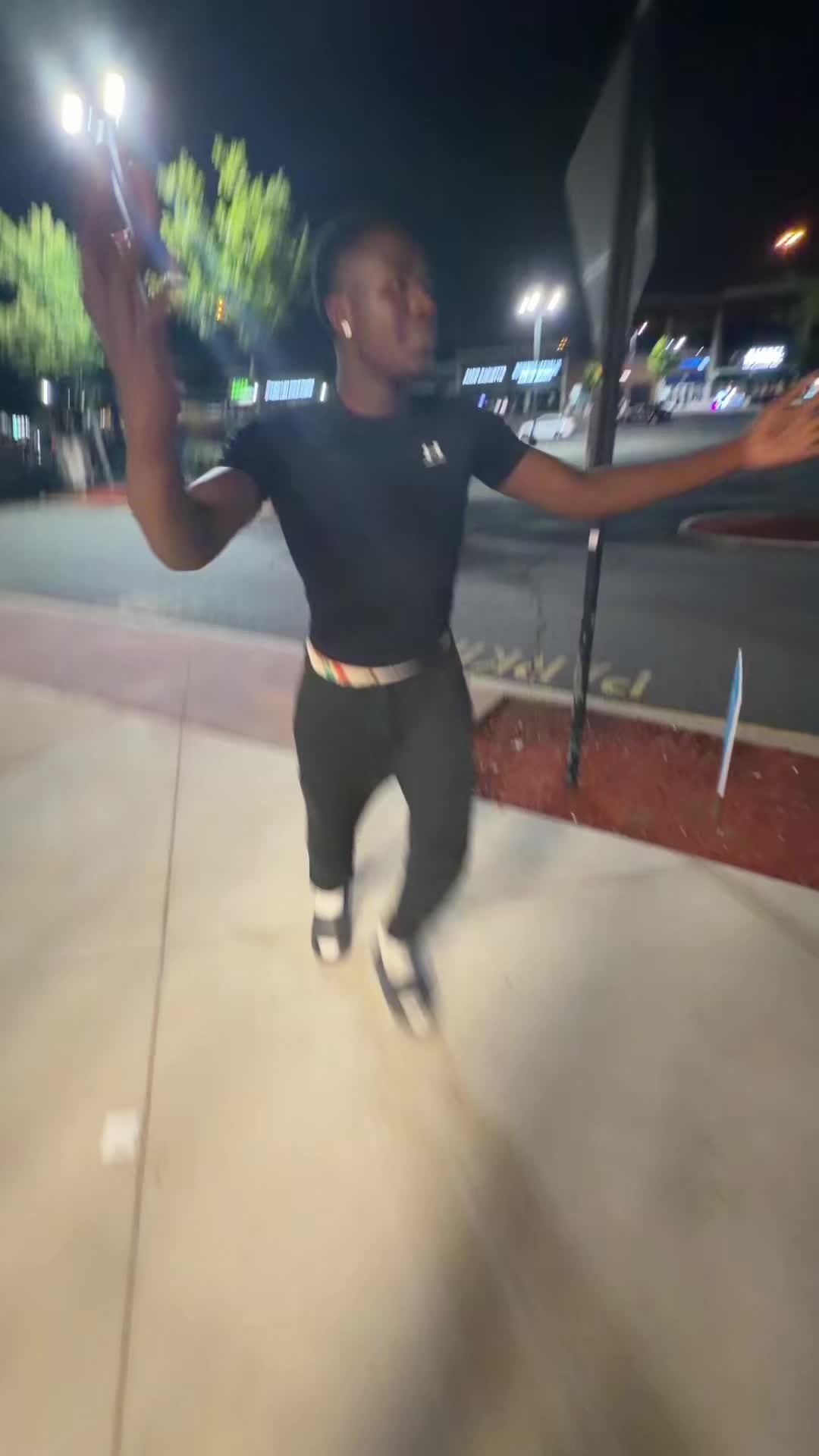 @J4🕺🏾.