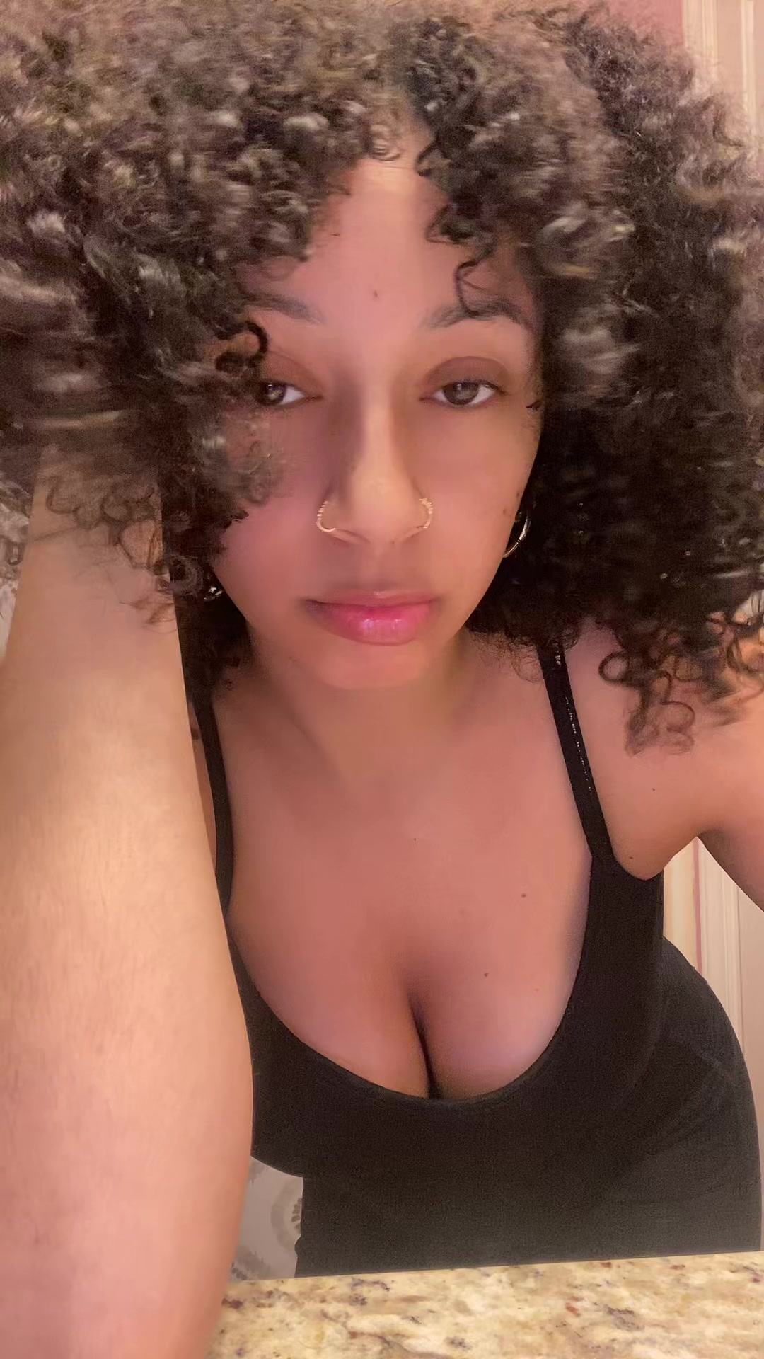 @🌓