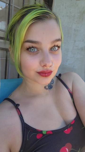 @LeiraKitty
