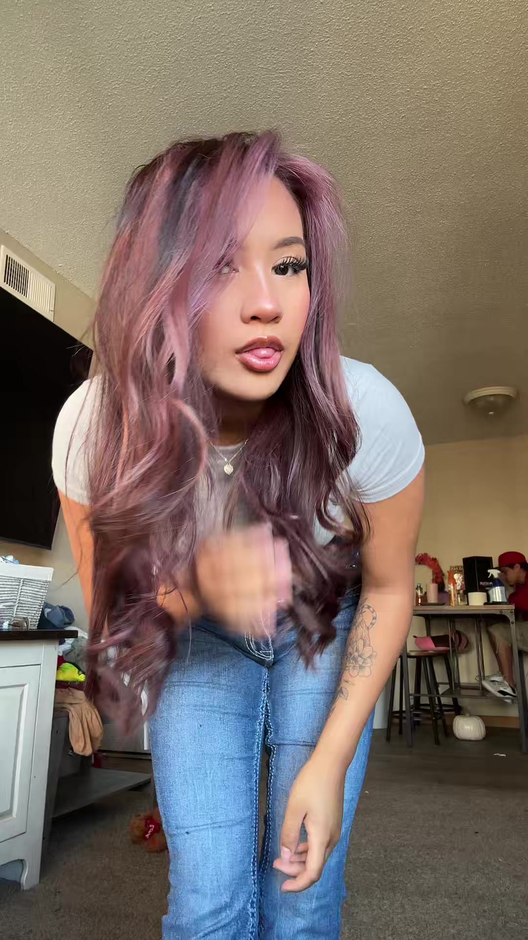 @Isabella