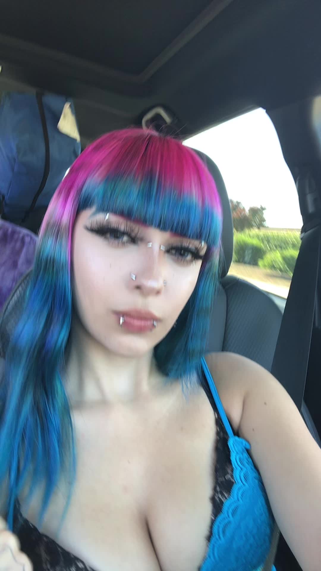@Jessalyn