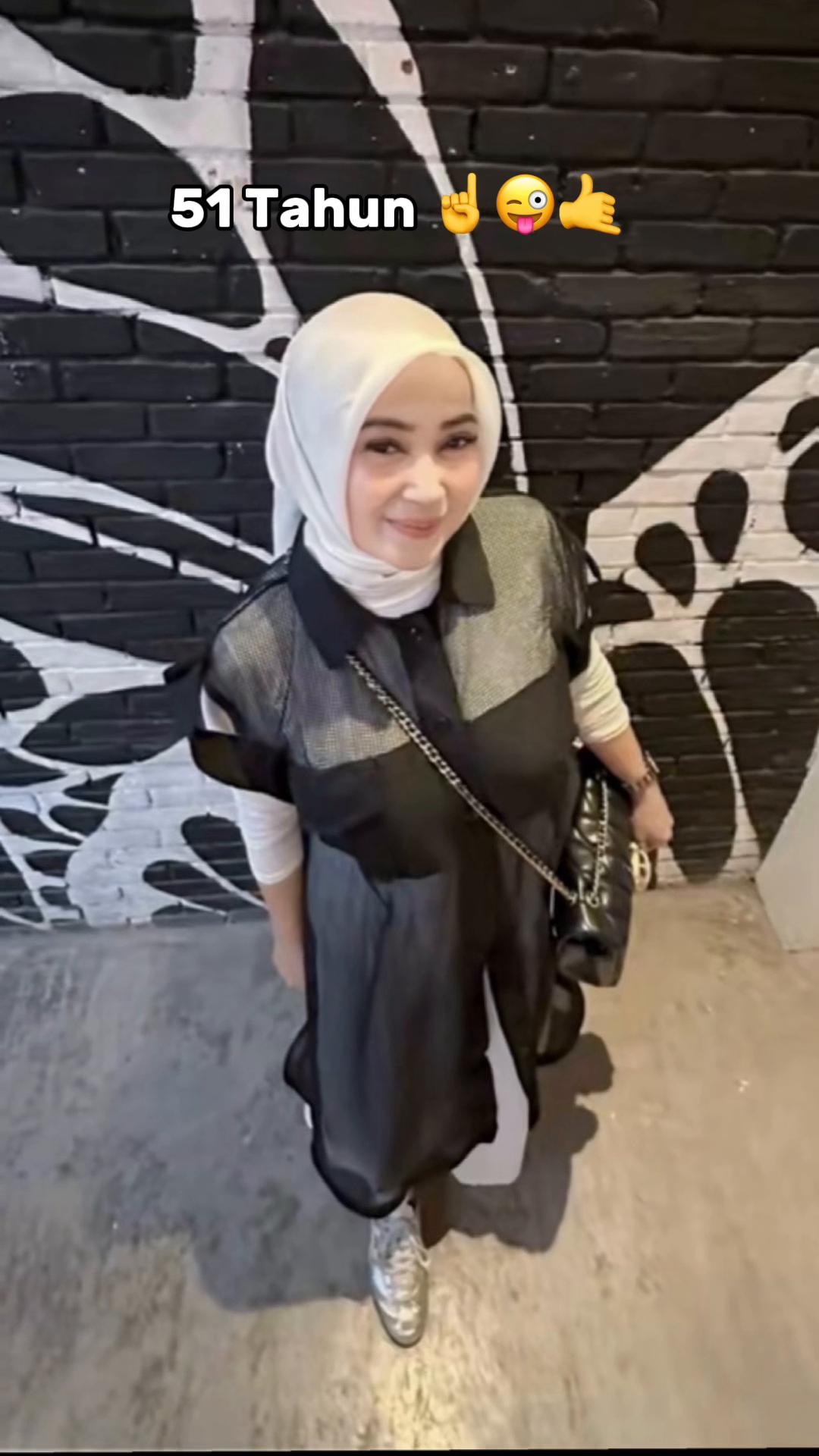 @NELLYFATMAELSIS