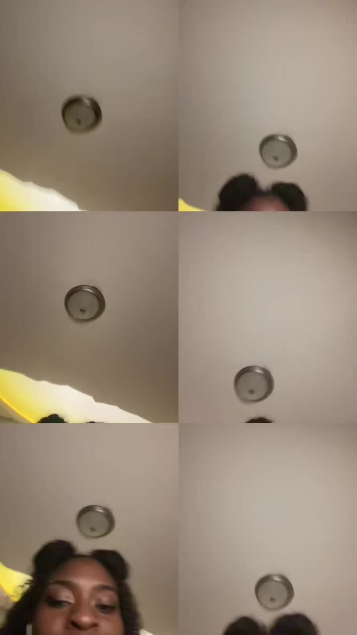 @HelloVella.wav