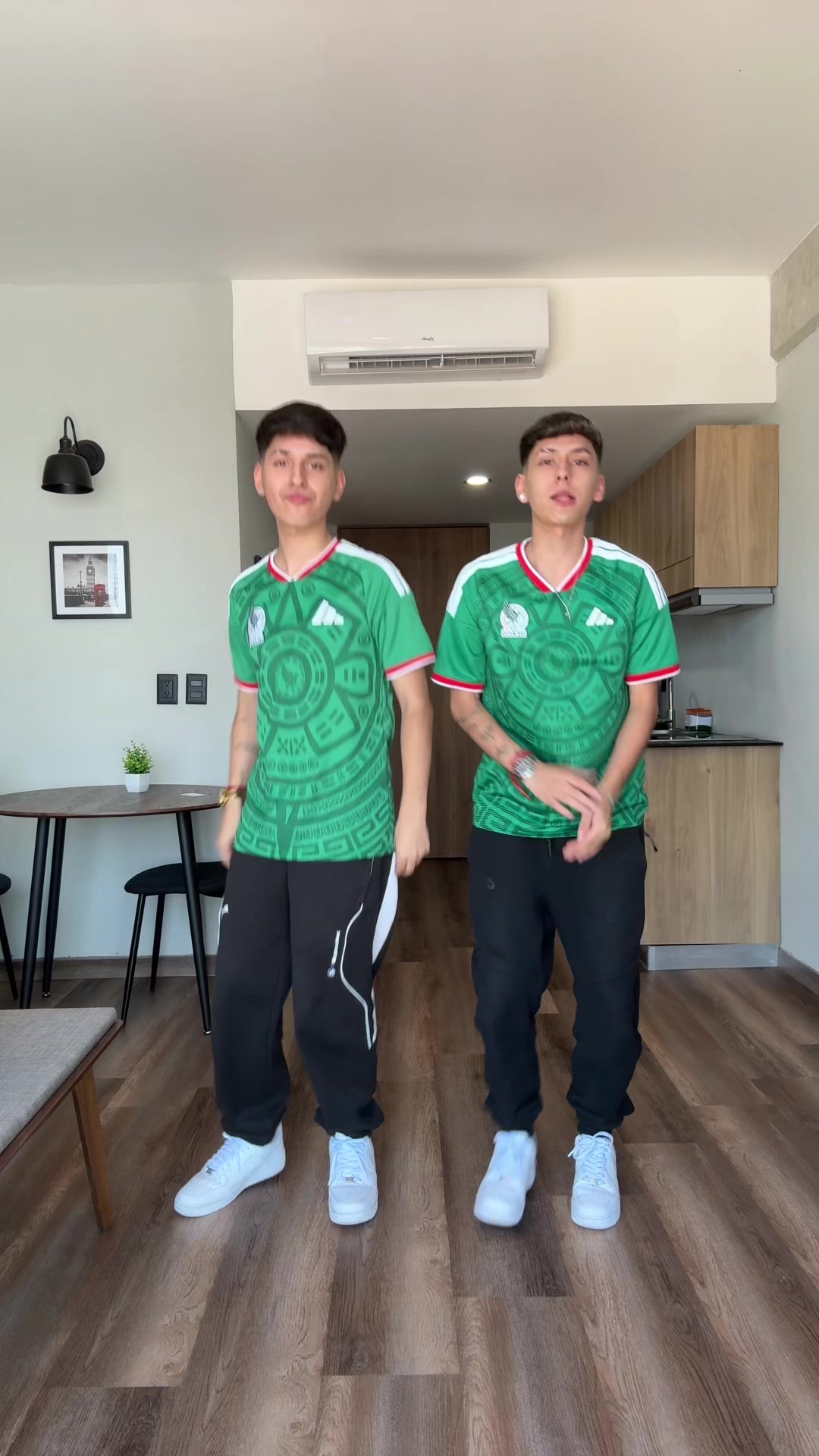 @onlybenja 🐥