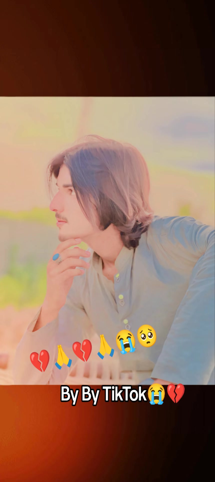 @کنگ نازک 🙌🖤