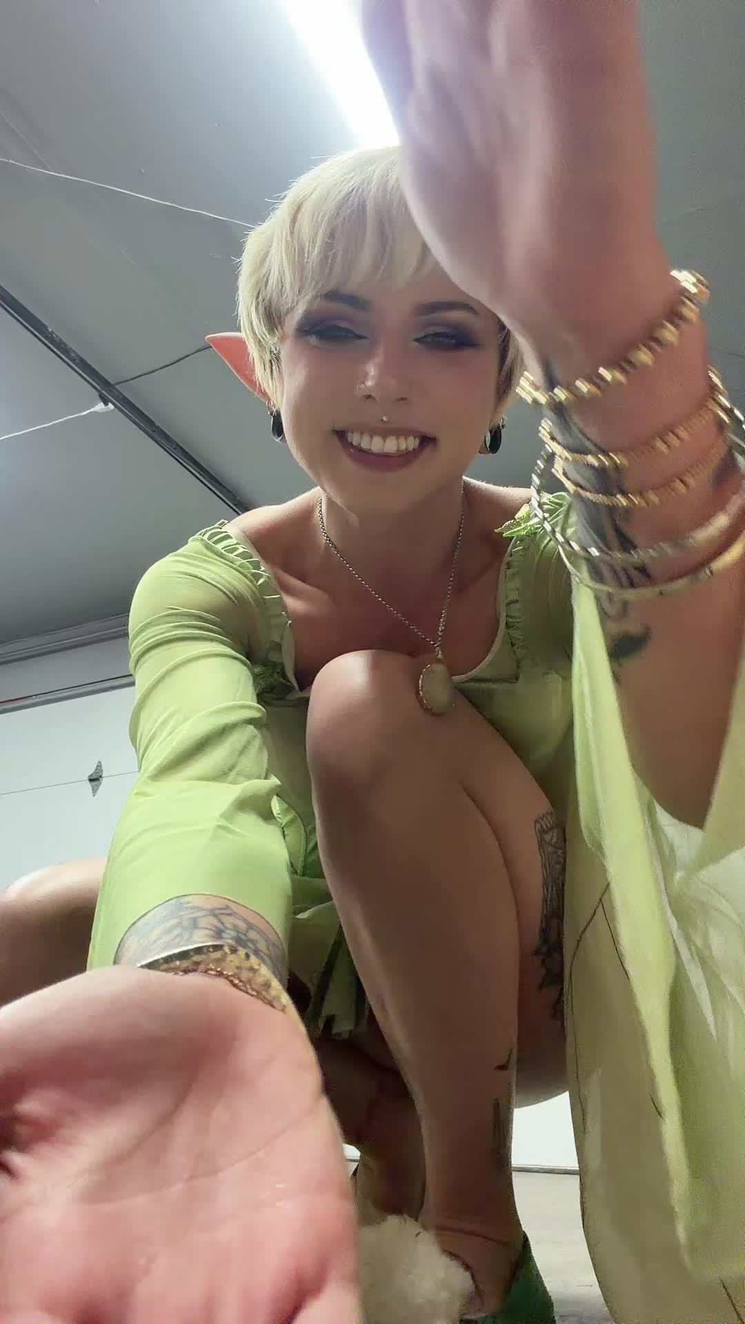 @reeyue