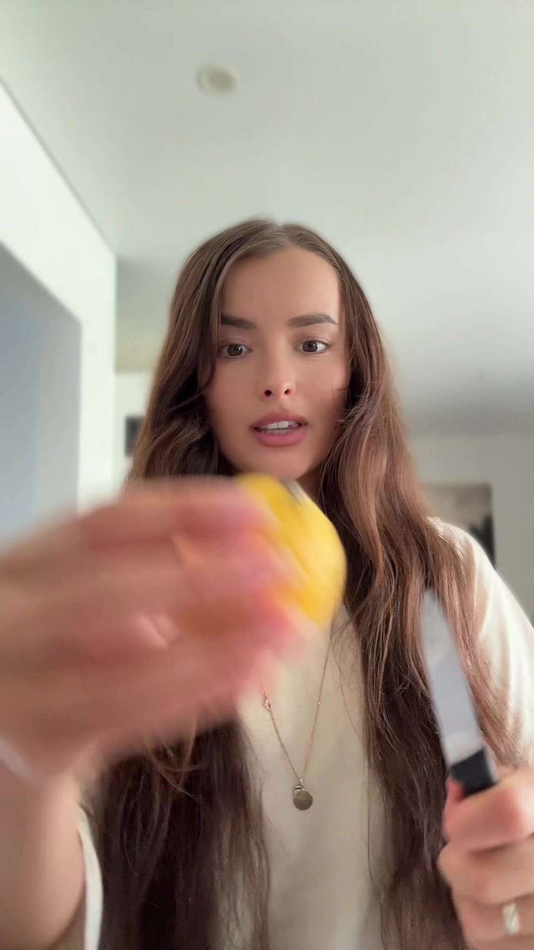 @Alllywall