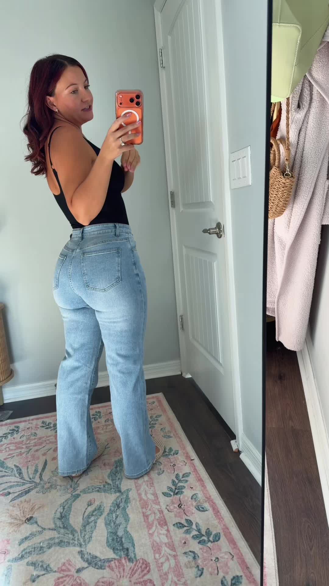 @momwithaplot