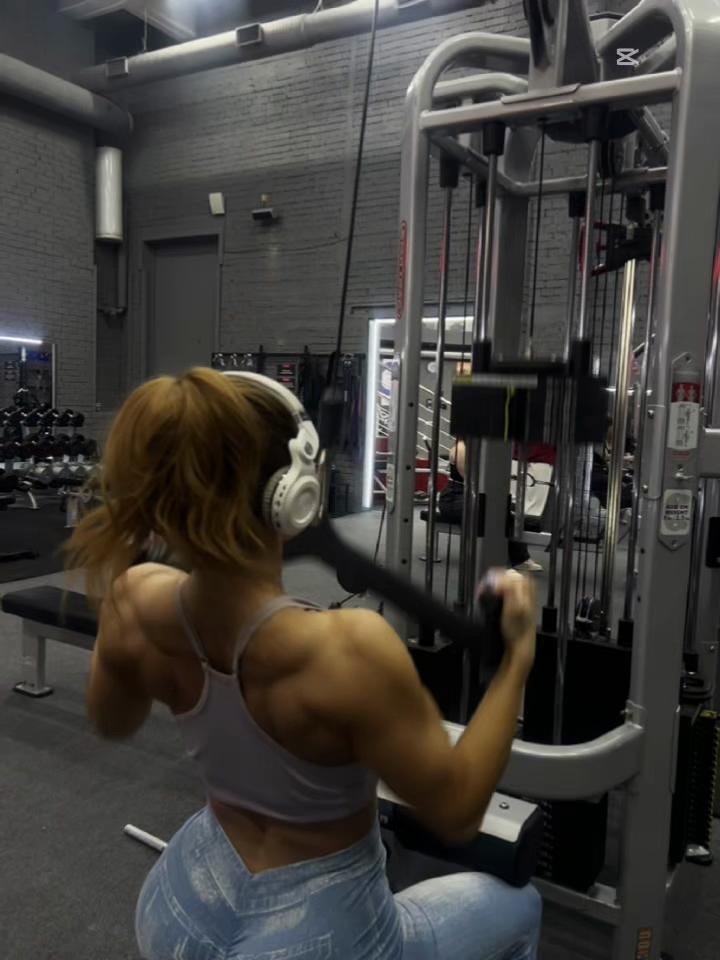 @laaanster.fit65