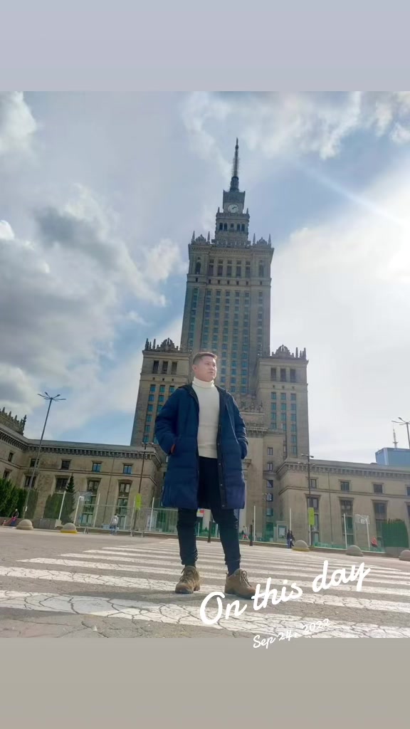 @Sir Dhenz in Poland