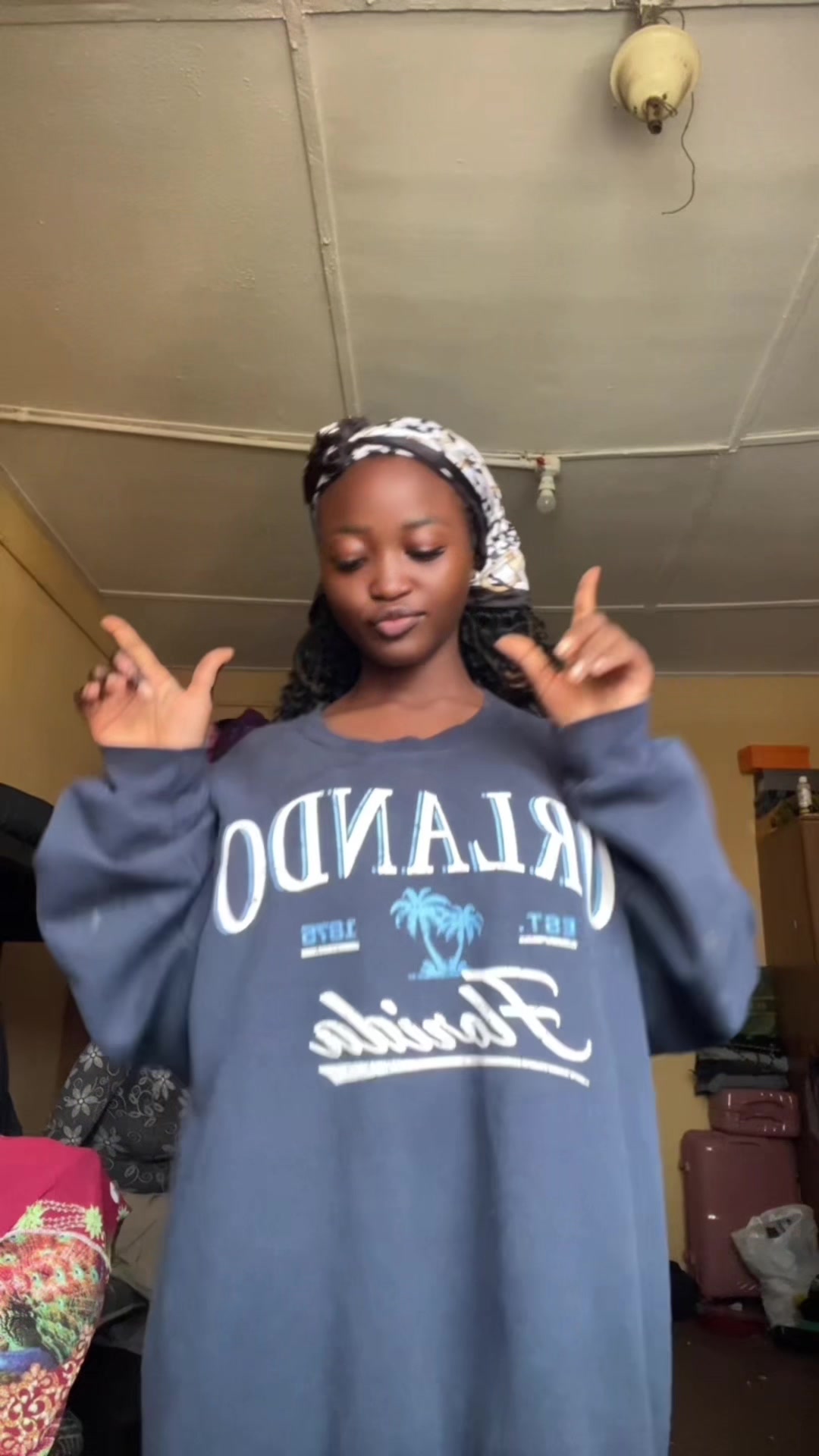 @Girl_on_locs