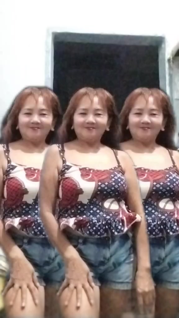 @LolaAlyn