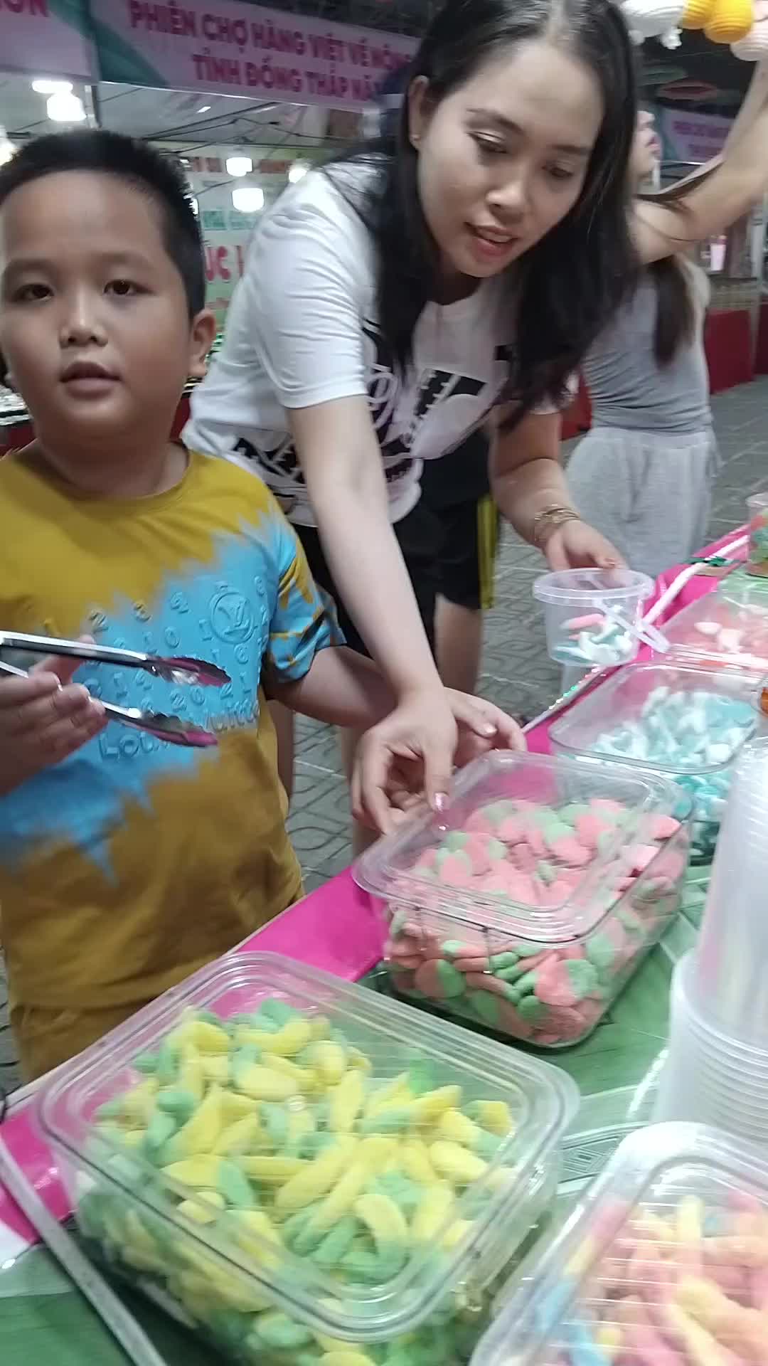 @sang c&ugrave; lao