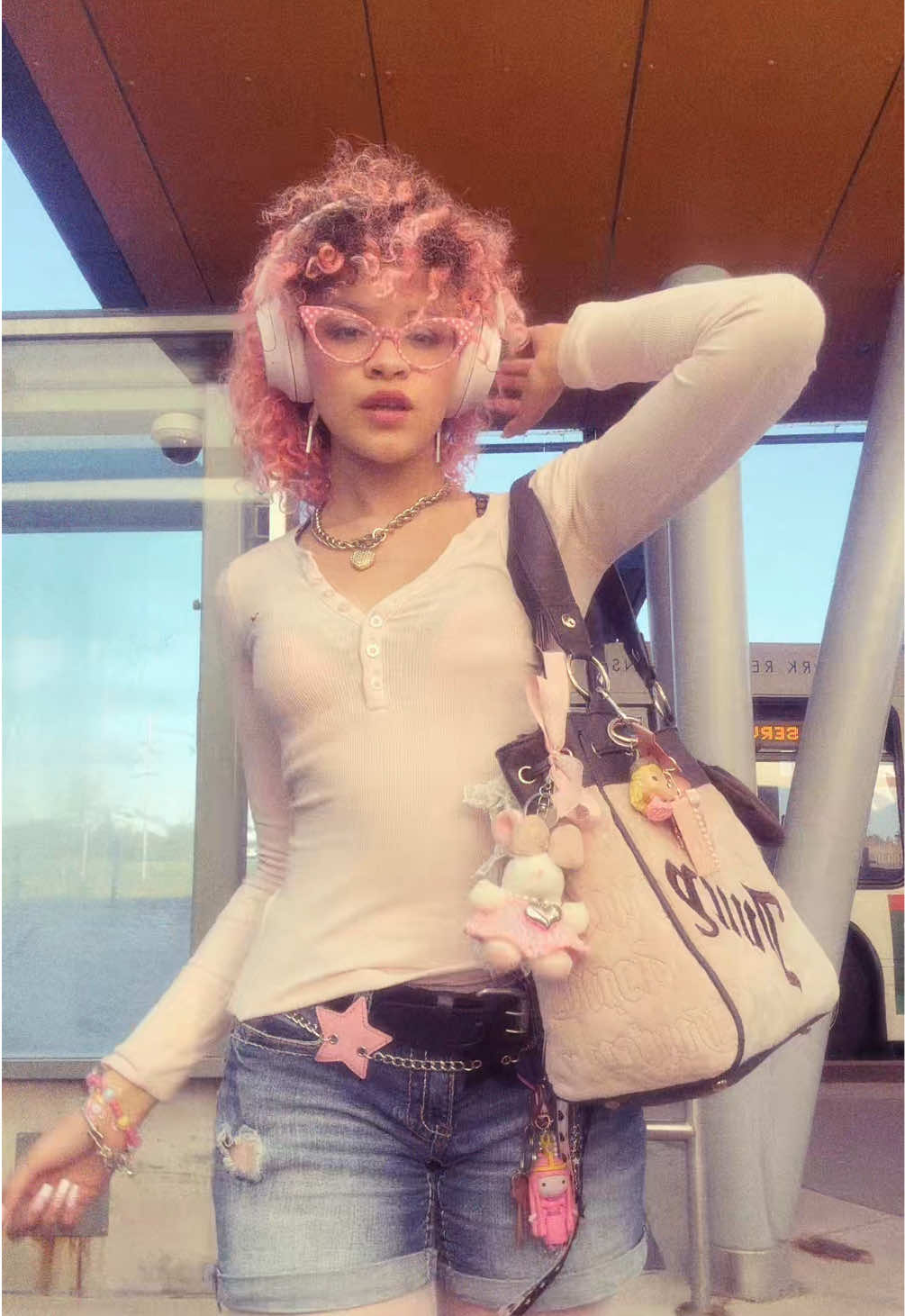 @kat ⚢ irl bonnibel ! 🍭