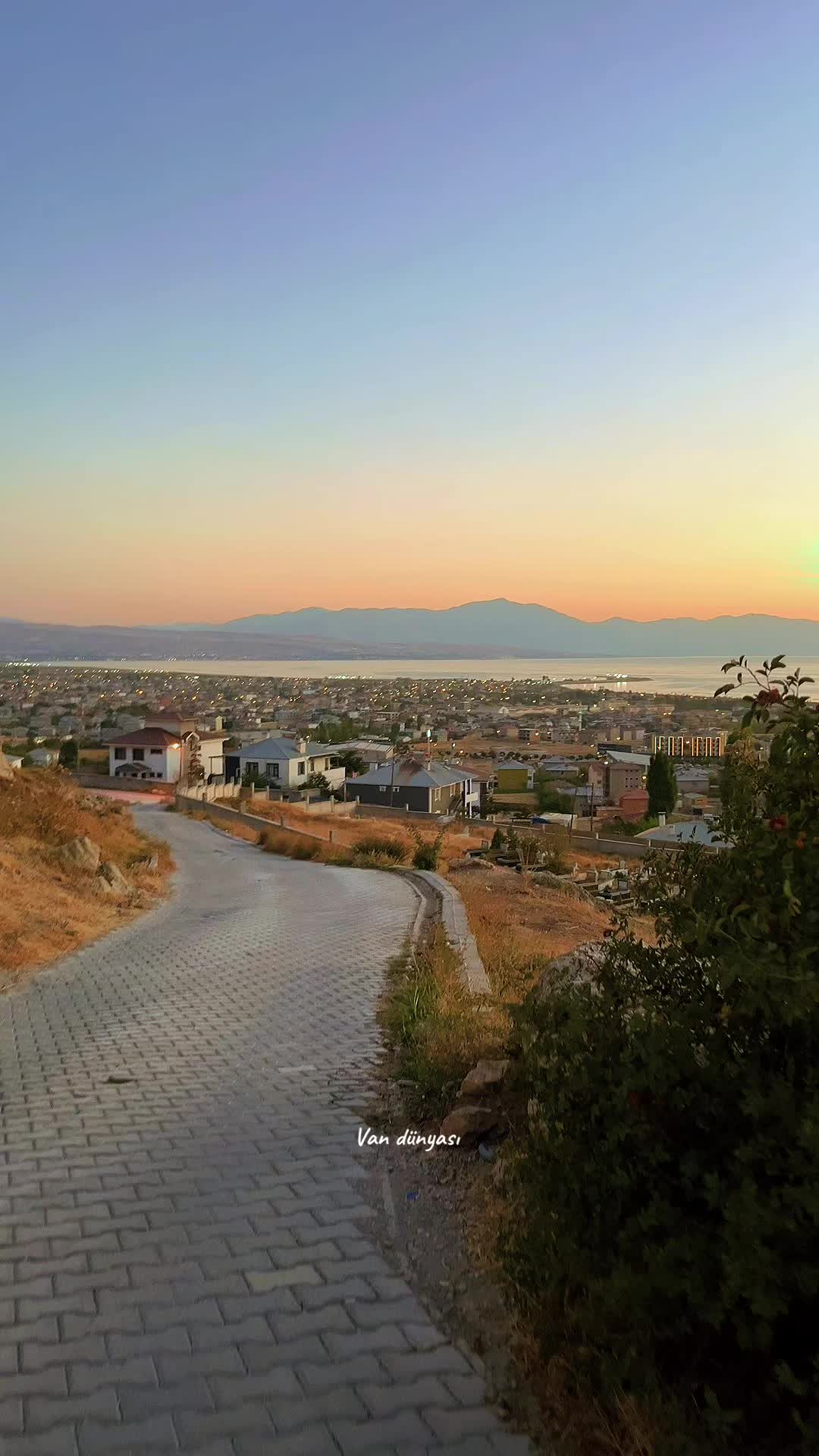 @Vandünyası