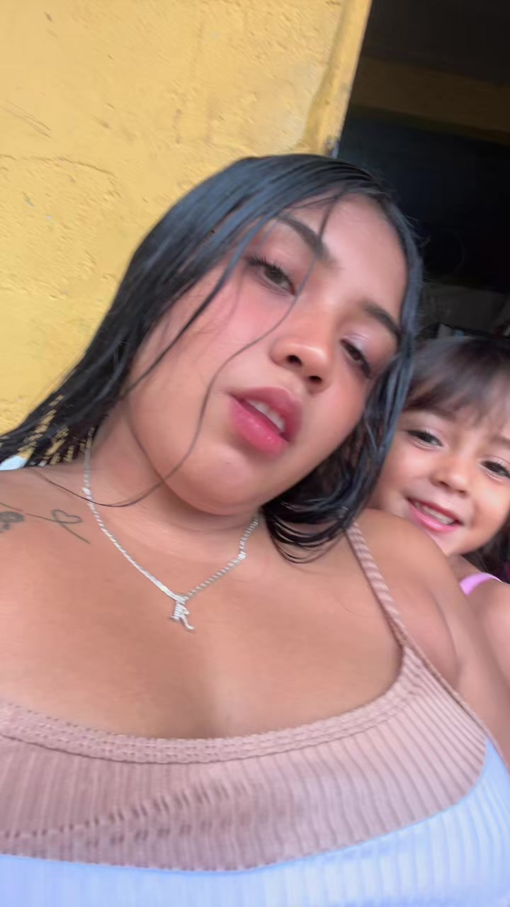 @𝐿𝒜 𝒞𝐻𝒜𝑀𝐼𝒯𝒜 🍒🇻🇪