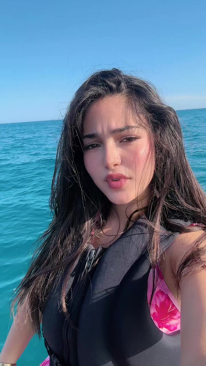 @Hajarita_ess