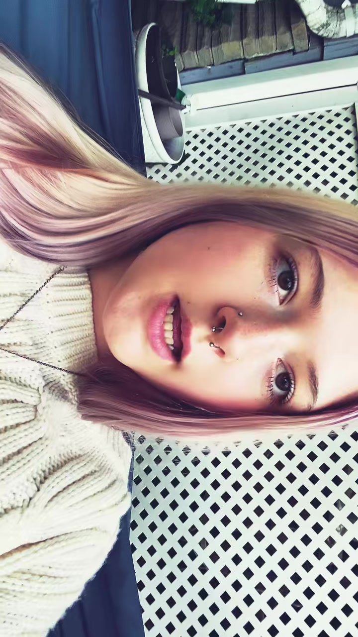 @️