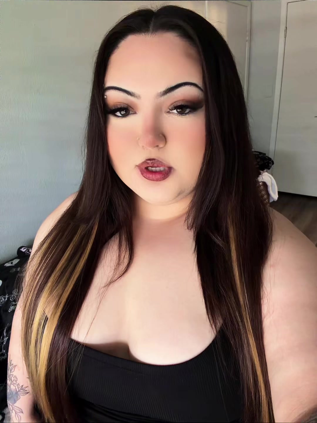 @mikayla