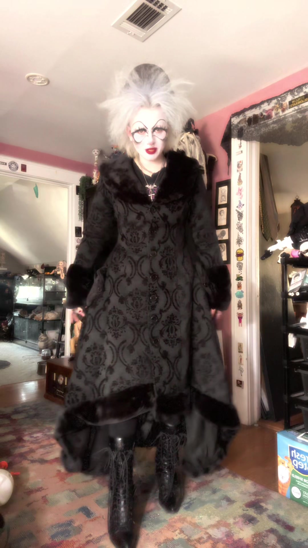 @dollygoth666