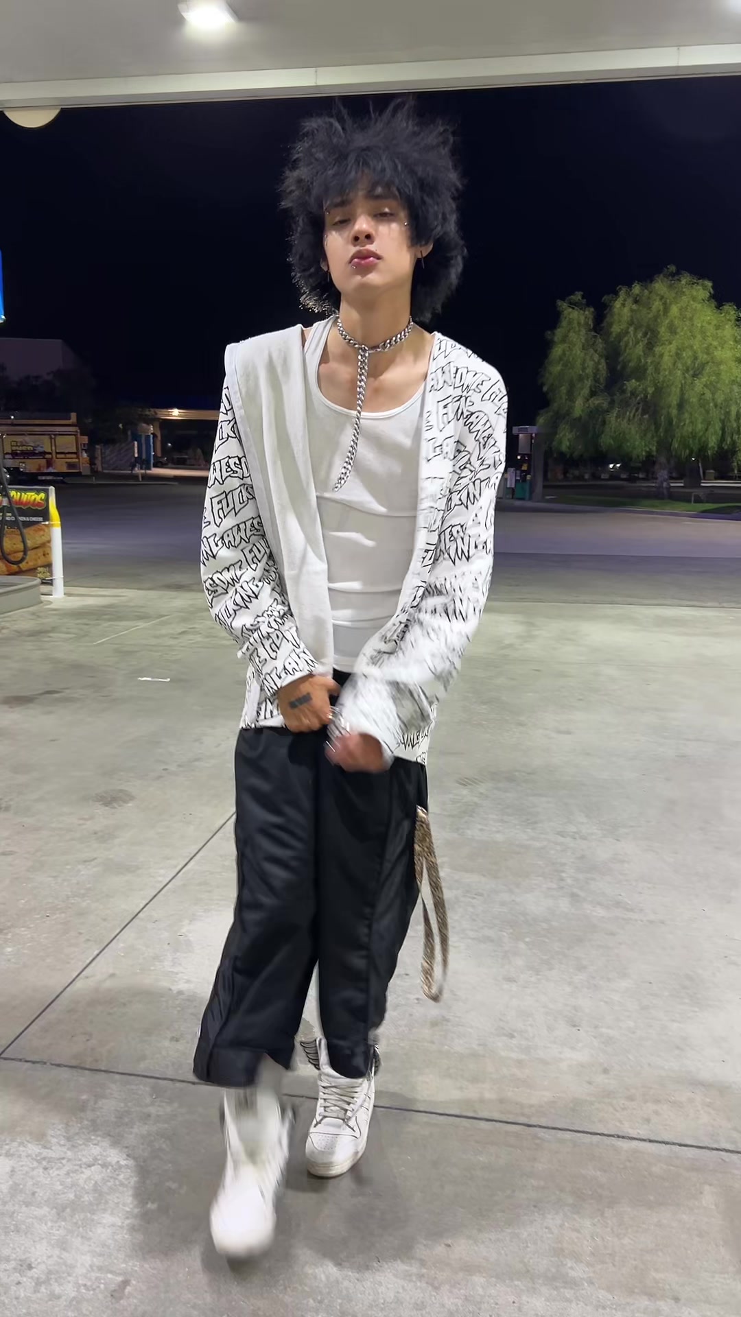 @Joji