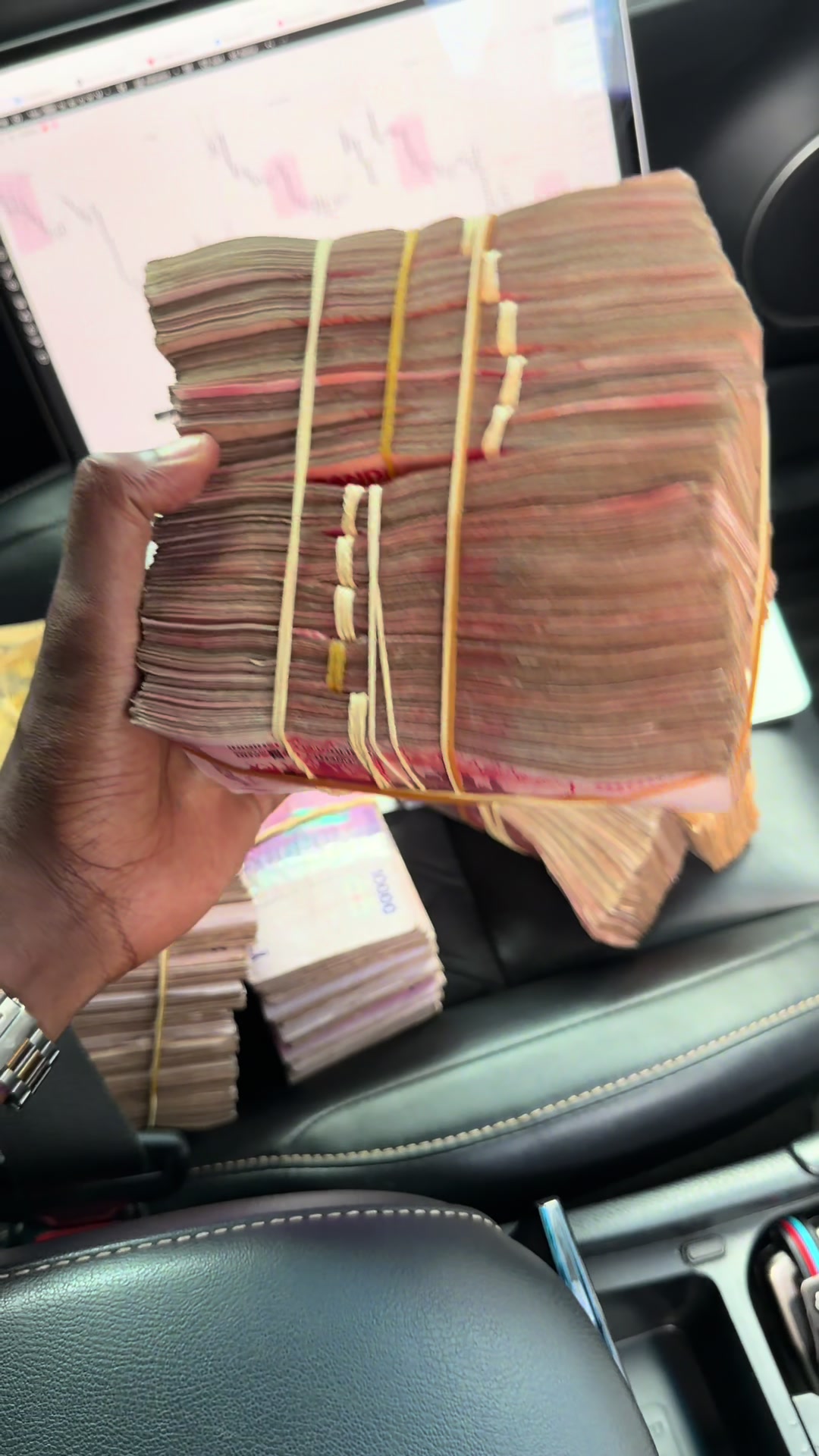 @Forexgiantug2