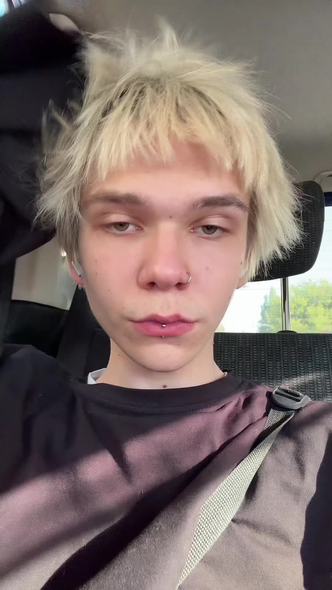 @владос