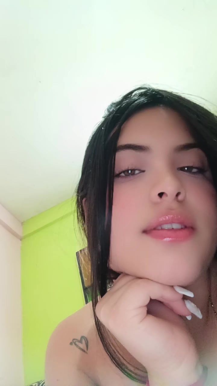@Valentina🐈⬛•