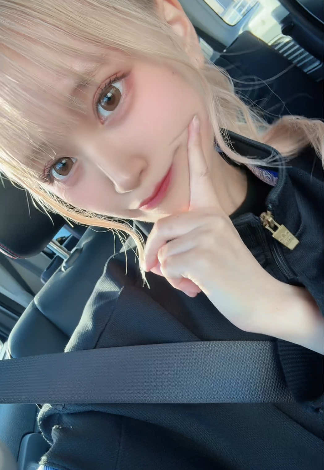 @谷川麗奈(22)