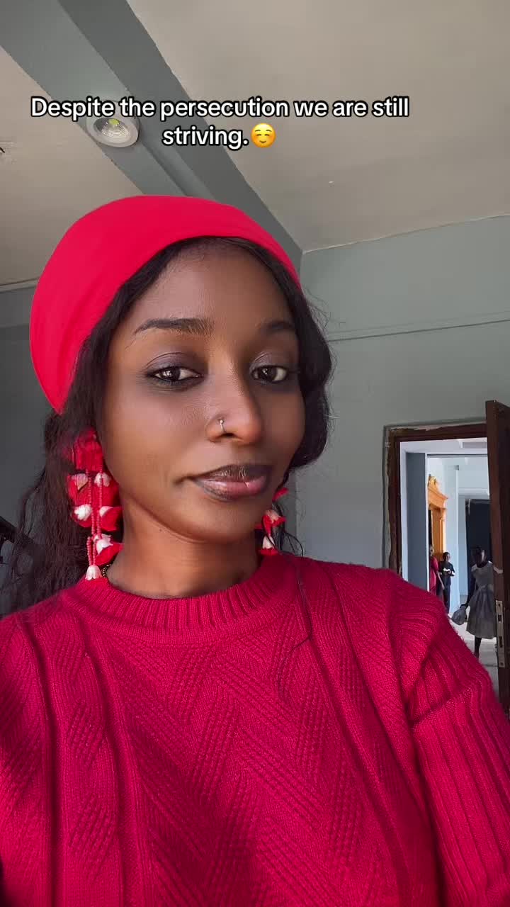 @HAUWAU🇳🇬