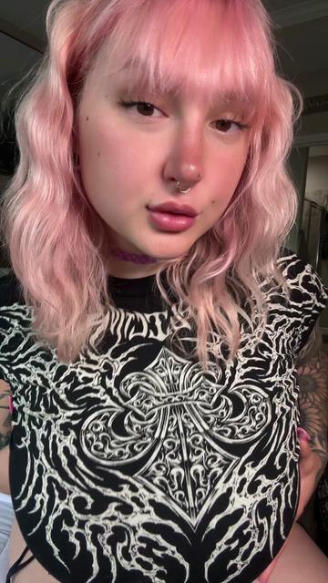 @Skylar Vox