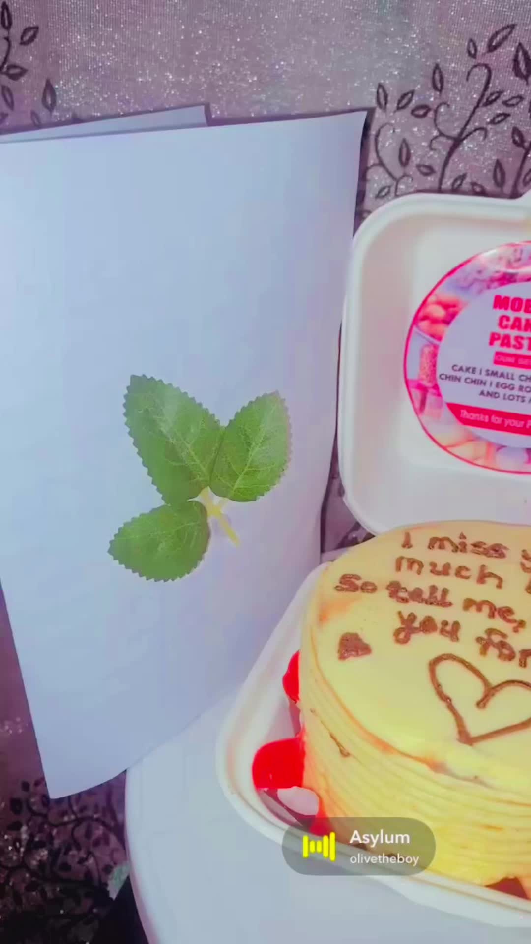 @__mobolascakeandpastries