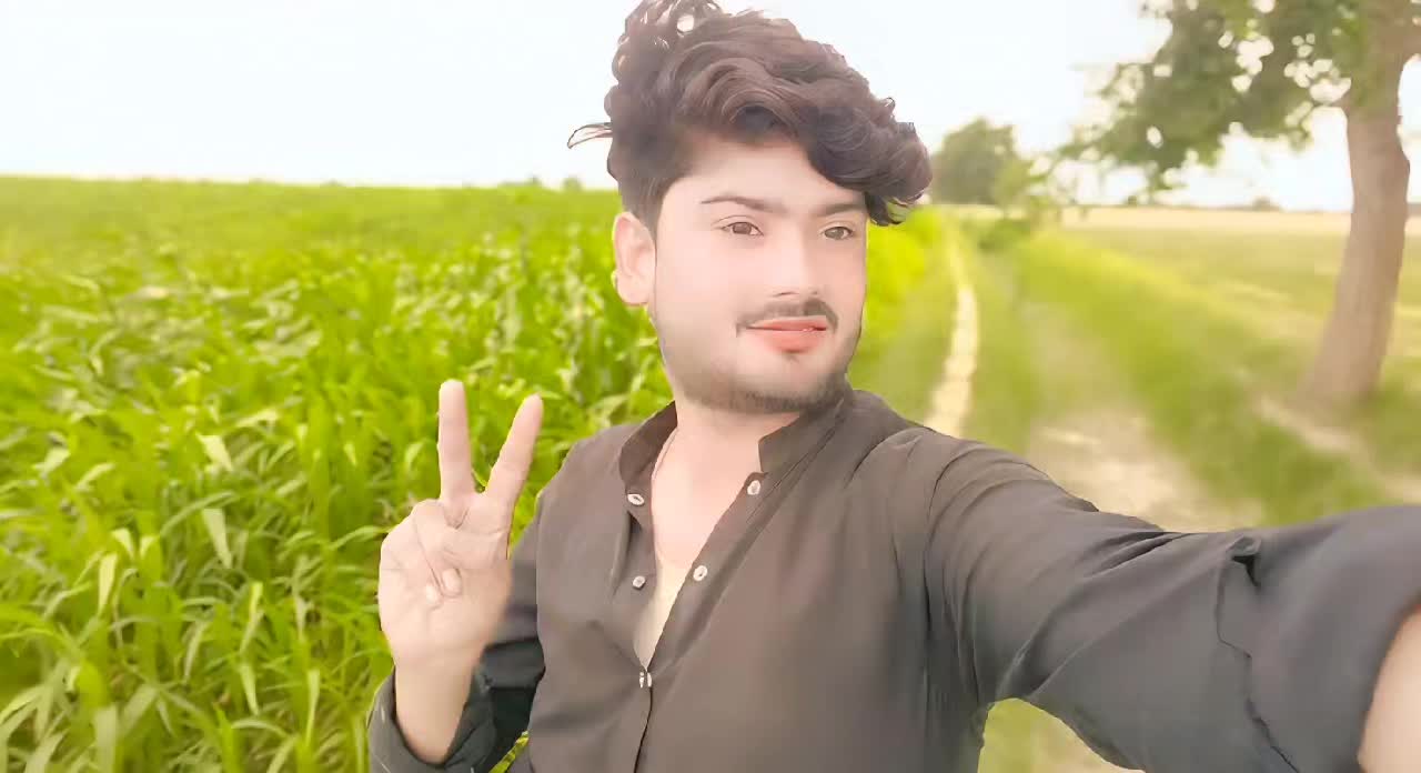 @𝐯𝐢𝐧𝐞𝐬𝐡__𝐭𝐡𝐚𝐤𝐮𝐫