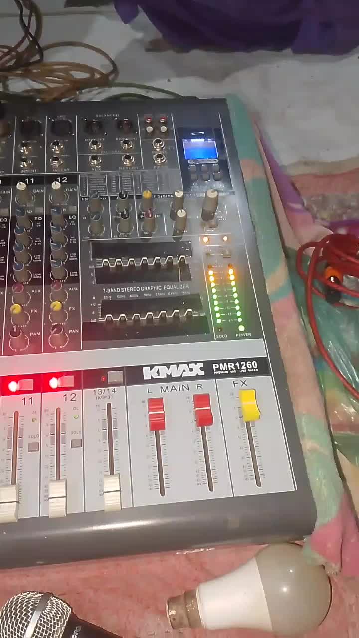 @🎤چیــــتن👀Dj❤️🩹جــــان✌️