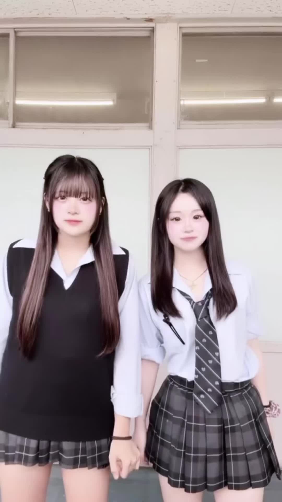 @こな