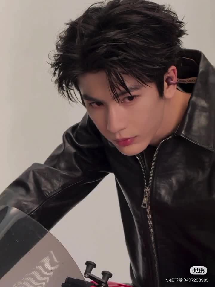@้ชไธจ๐๐๐