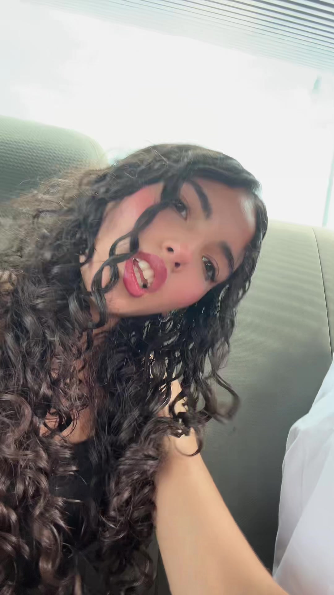 @Ari