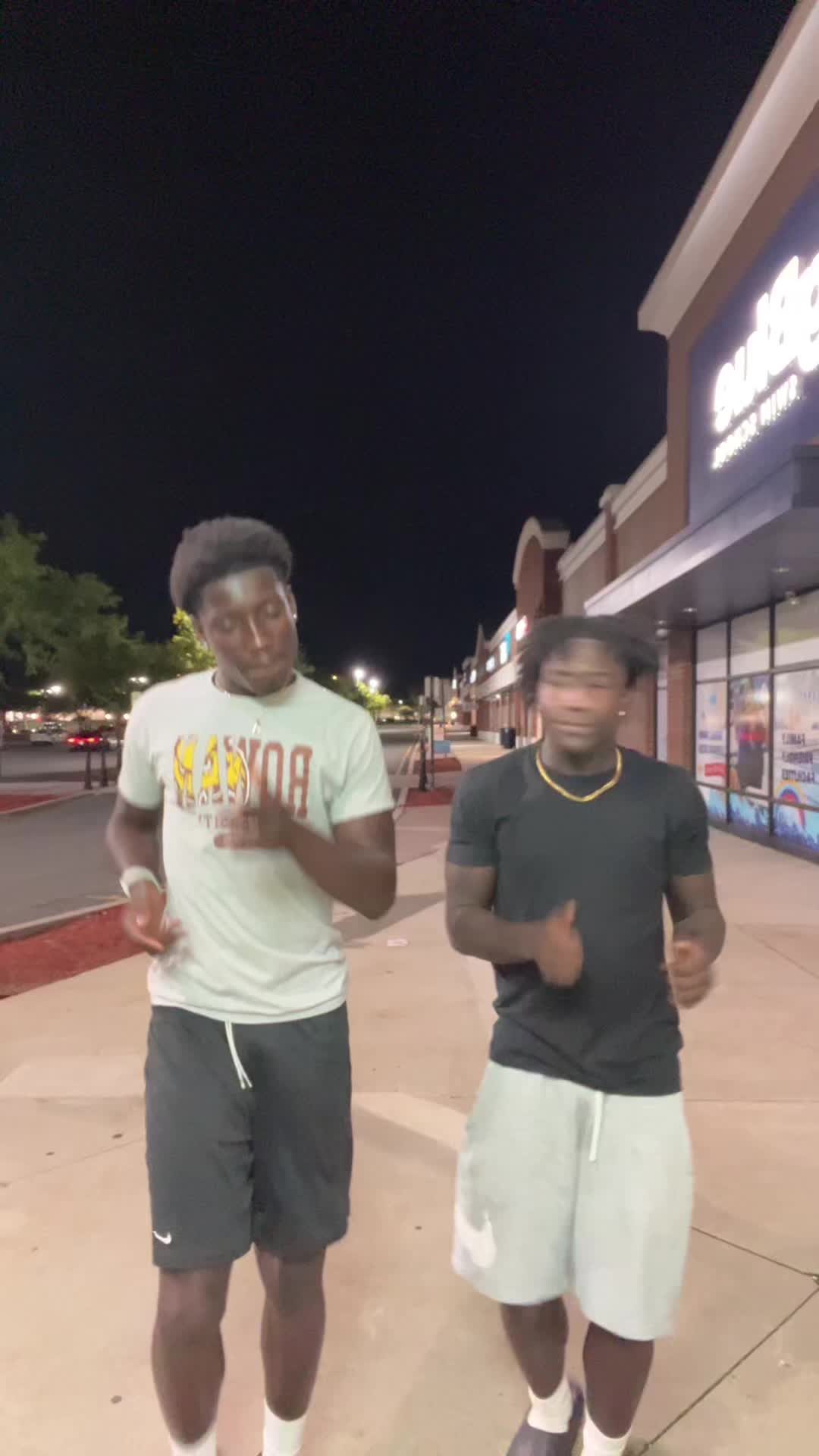@J4🕺🏾.