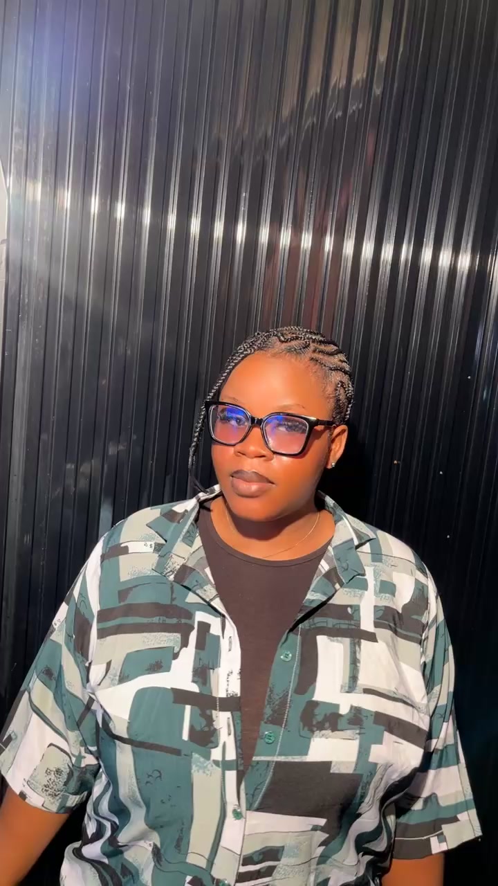 @Hairbyamaka2
