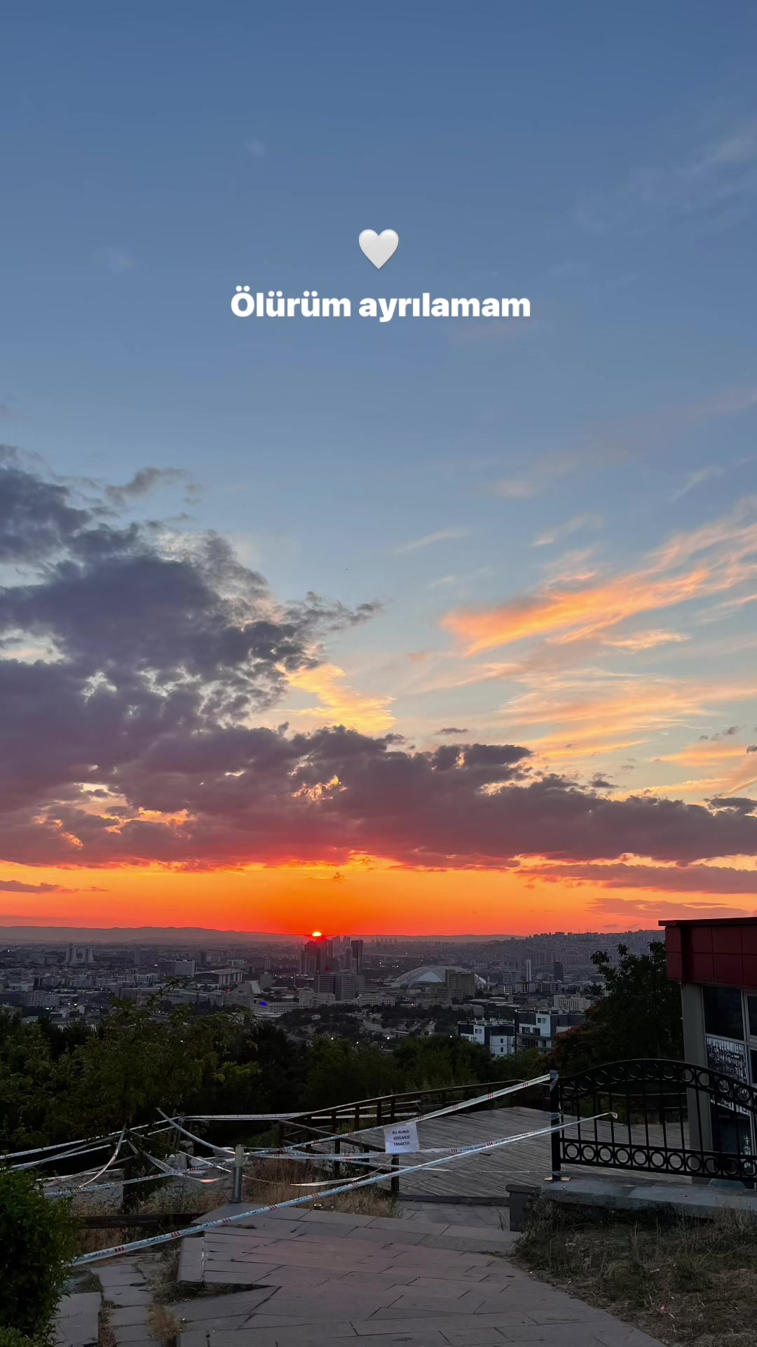 @𝒮𝓉𝑜𝓇𝓎𝓁𝒾𝓀