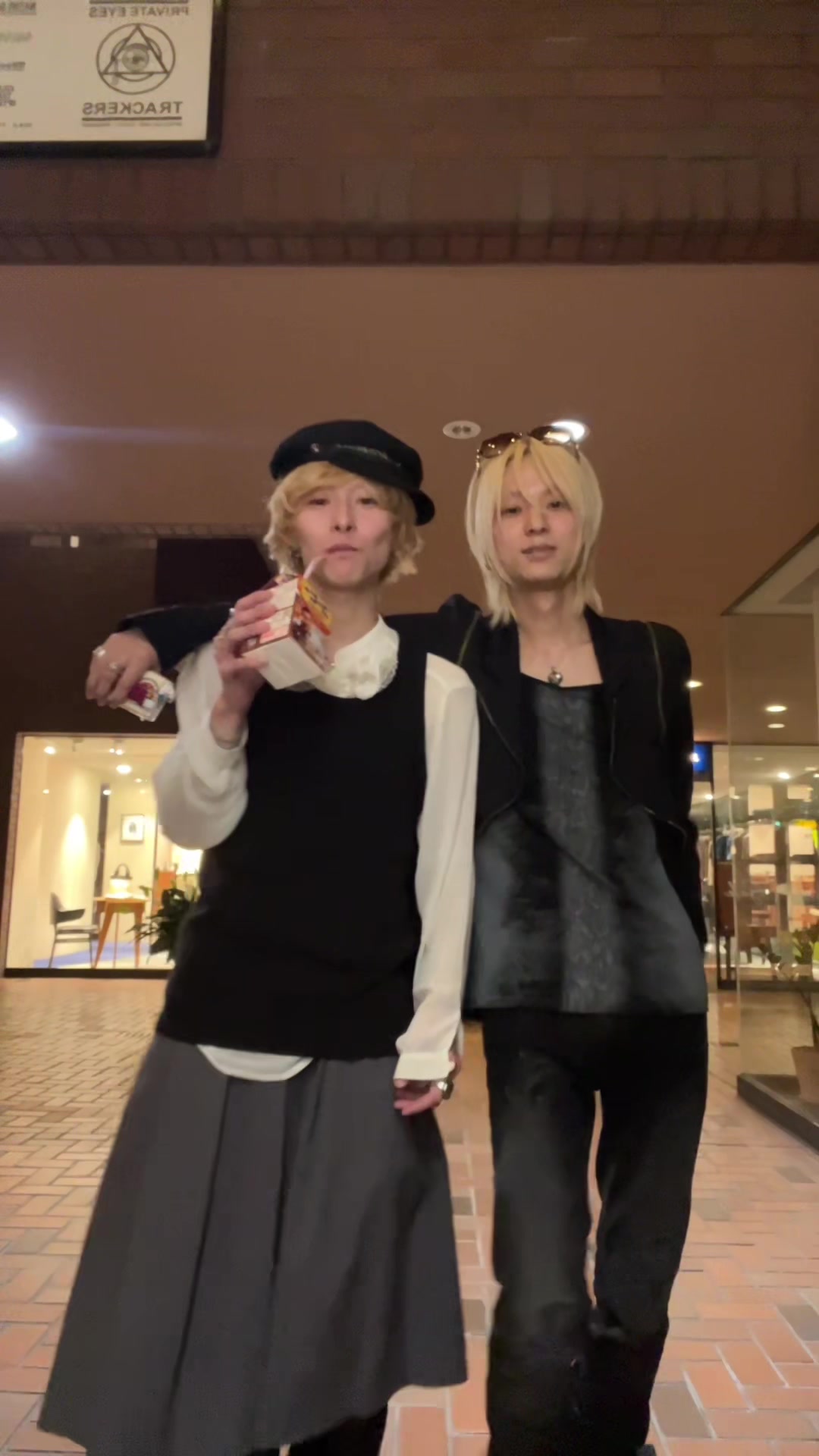 @ひかる