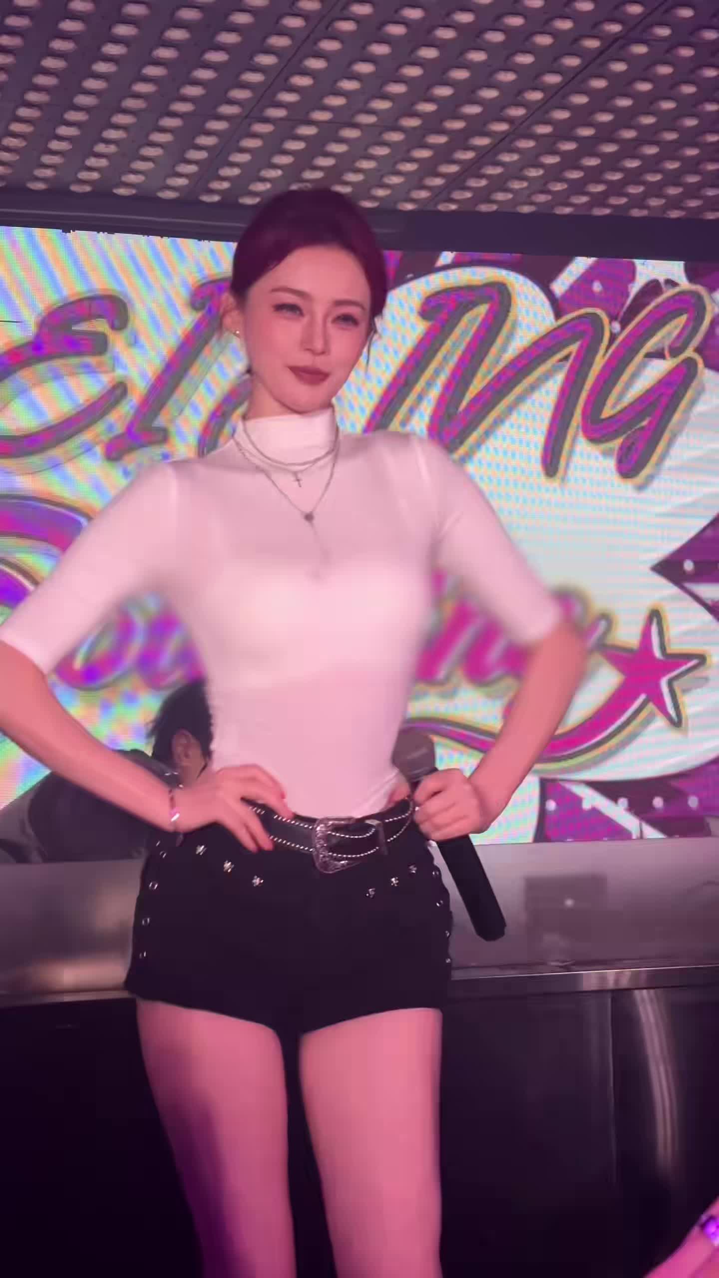 @KTV预定小胖
